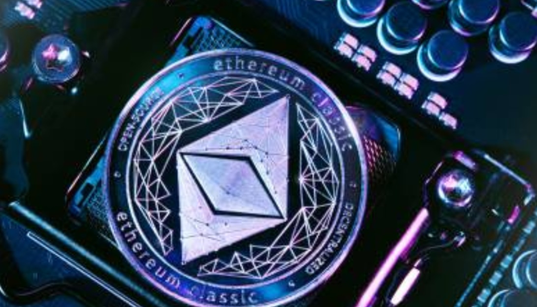 大型交易公司转移 4600 万美元 ETH 后，以太币暴跌 20%