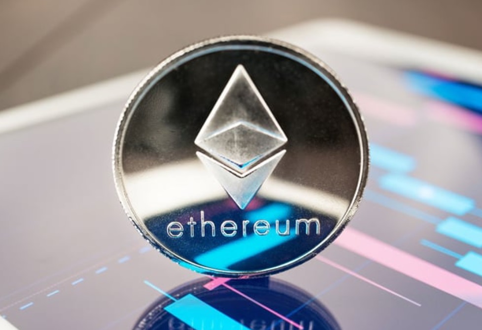 交易所 ETH 衍生品净流量大幅下降