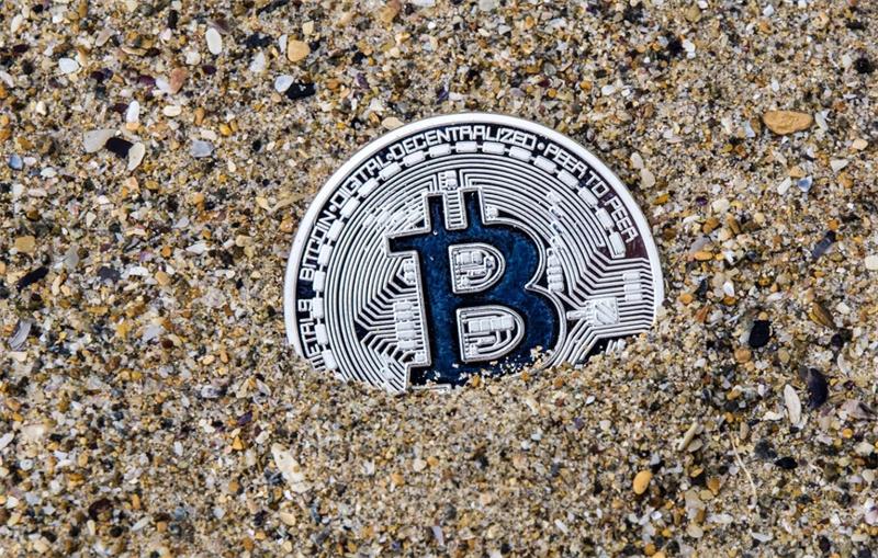 比特币现货 ETF 资金流出导致 BTC 继续面临下行压力